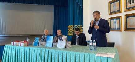 A guidebook on “Kazakhfilm” documentary movies has been added to Archive’s library collection фото галереи 3